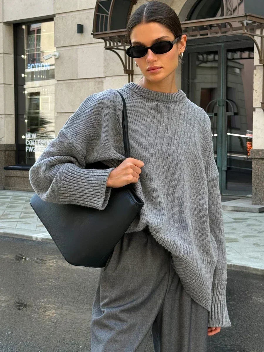 Sweater | Minimalist and Warm | Perfect for Autumn and Casual Chic