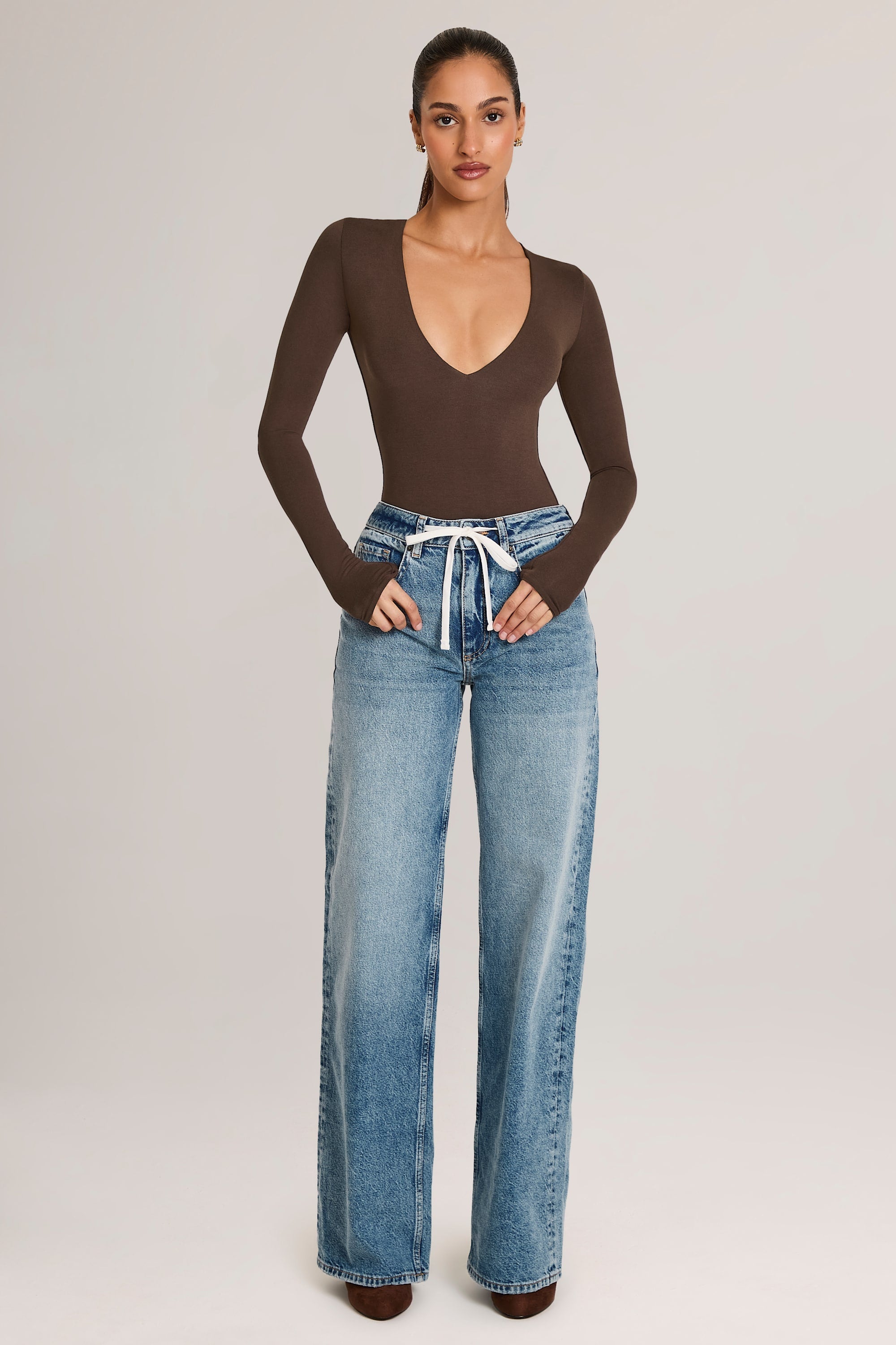 Xynae Drawstring Straight-Leg Jeans in Mid Wash