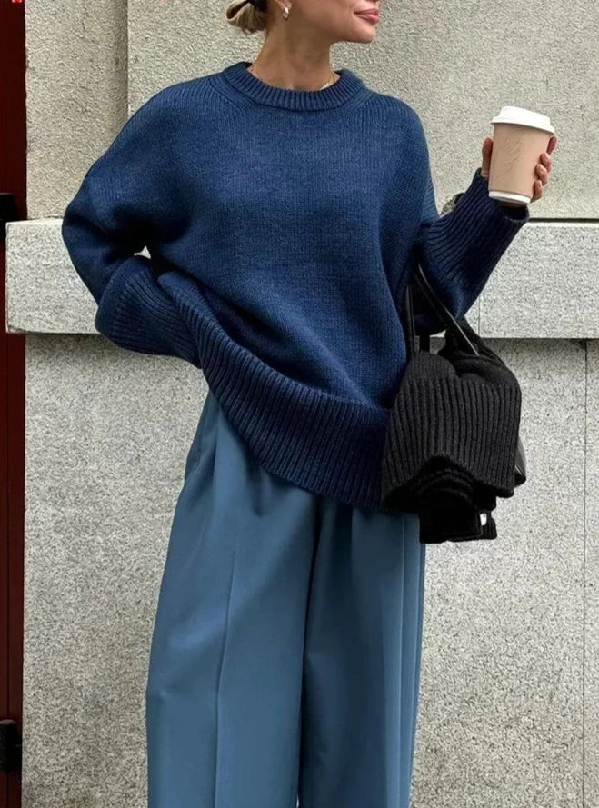 Sweater | Minimalist and Warm | Perfect for Autumn and Casual Chic