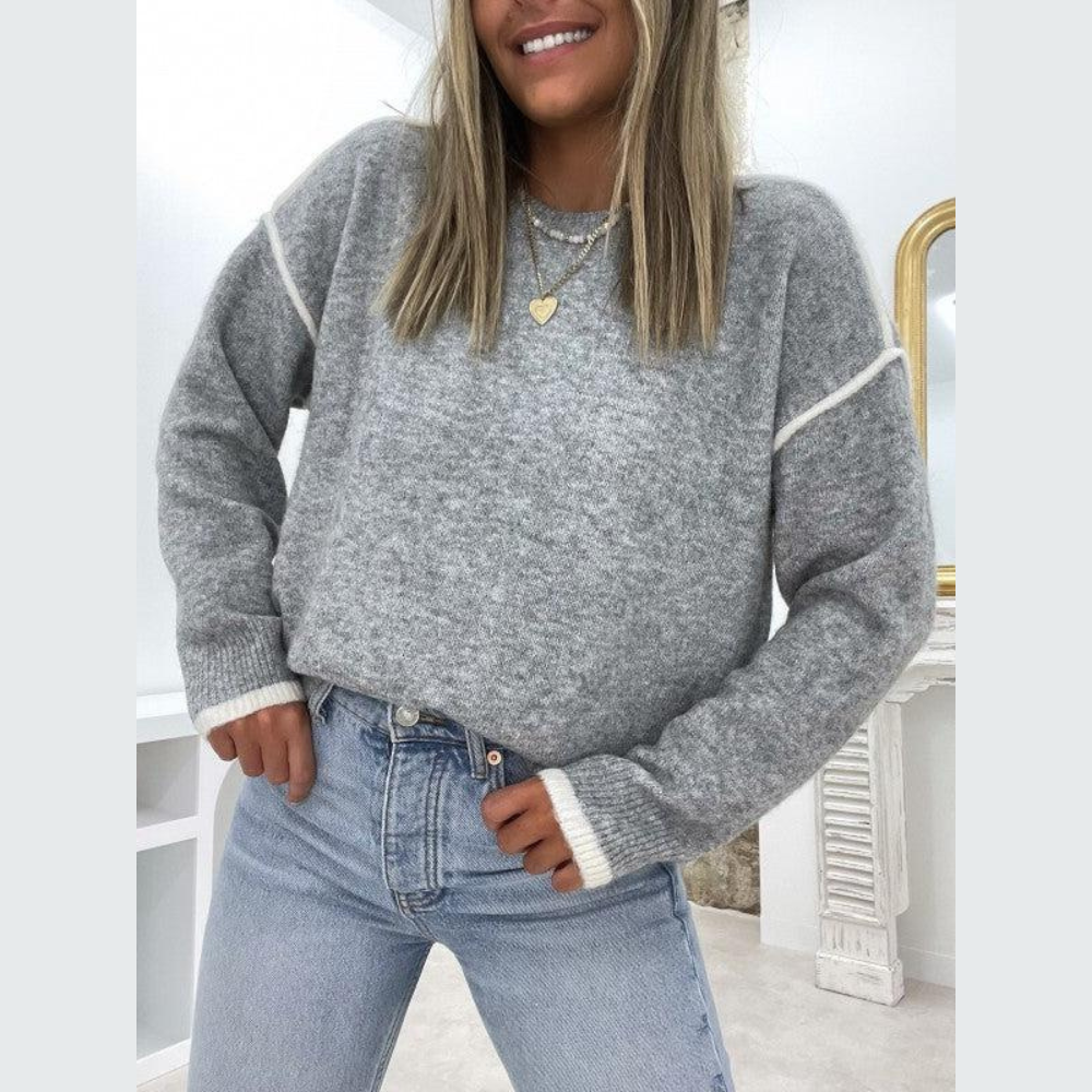 Soft Grey Sweater with White Accents – Cozy Essential for Autumn, Winter & Breezy Spring Days