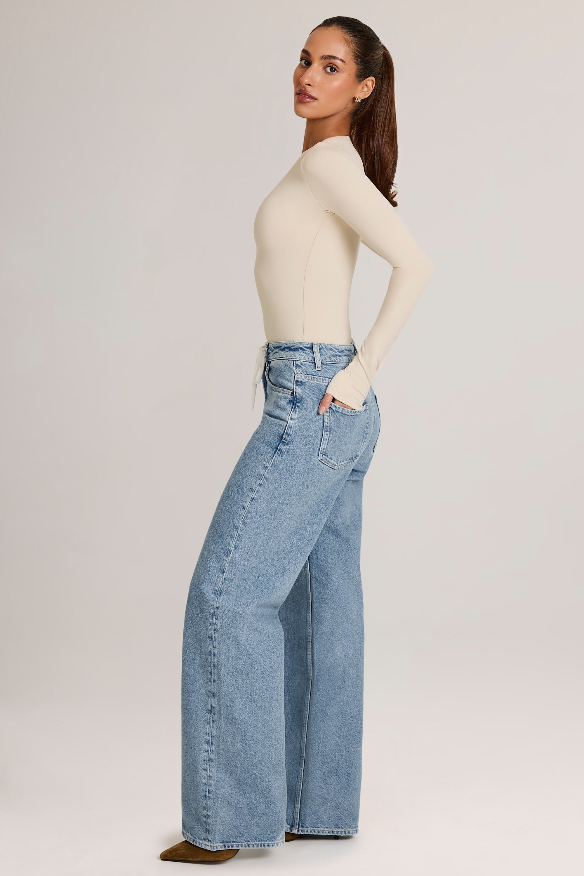 Xynae Drawstring Straight-Leg Jeans in Light Wash