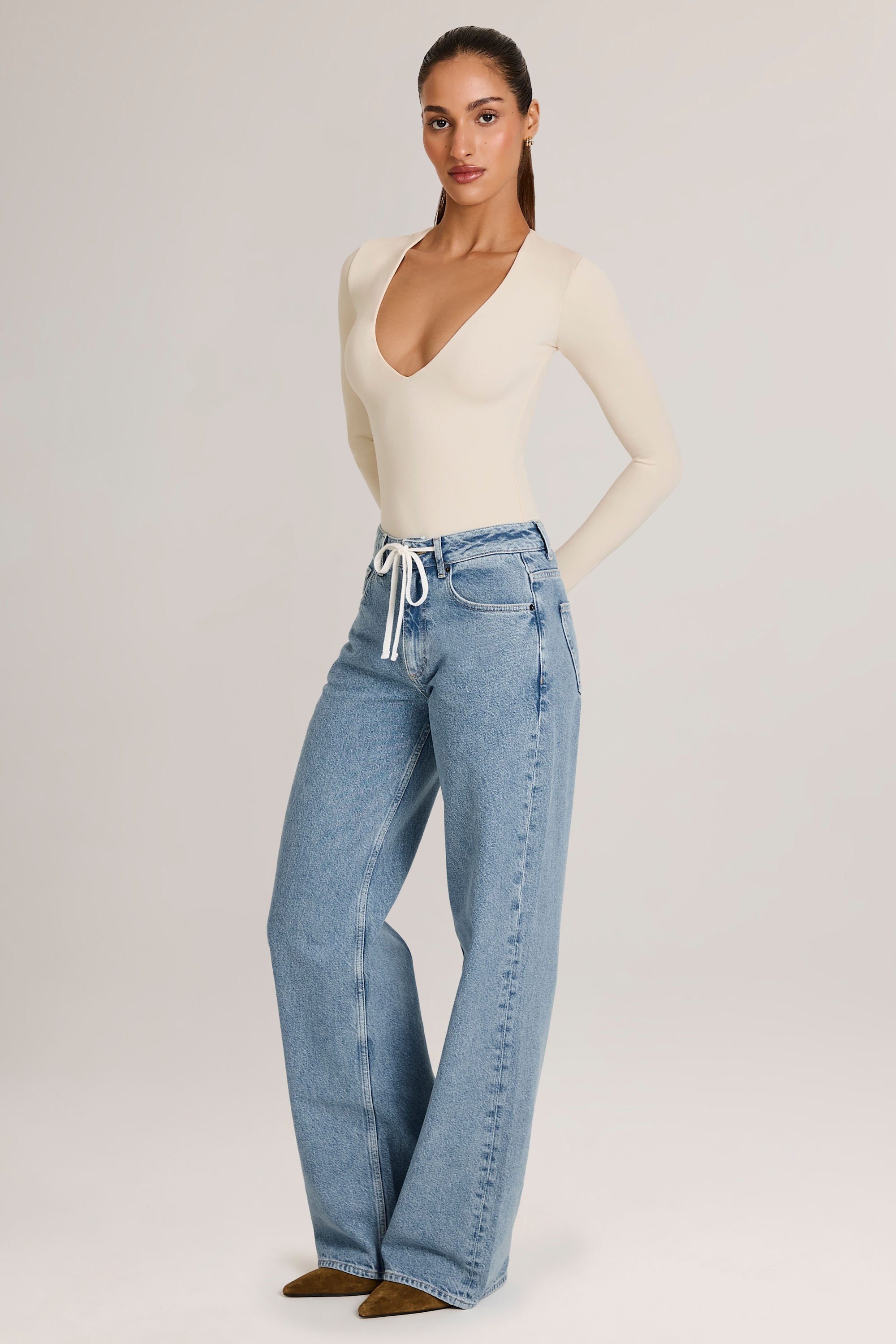 Xynae Drawstring Straight-Leg Jeans in Light Wash