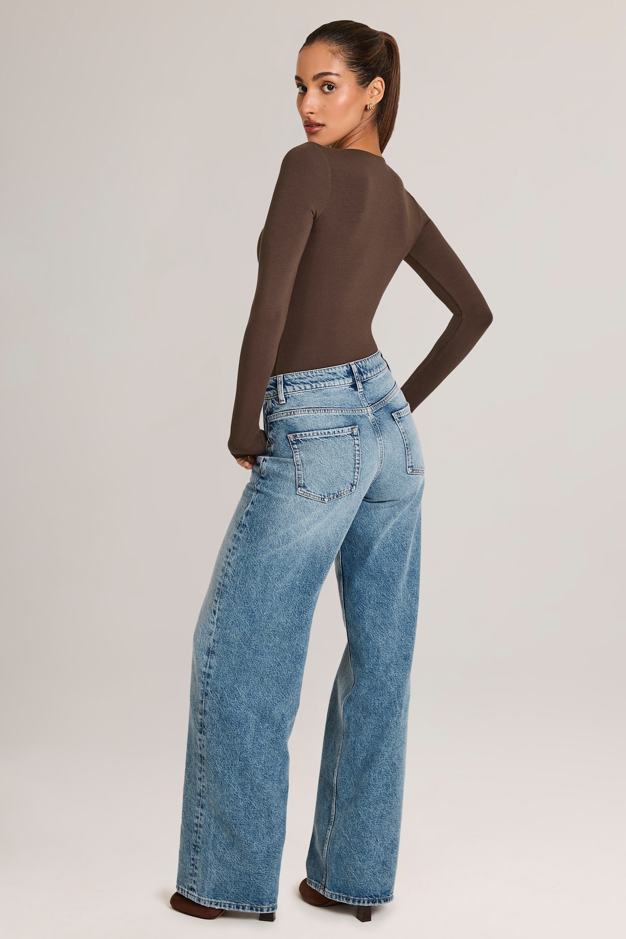 Xynae Drawstring Straight-Leg Jeans in Mid Wash